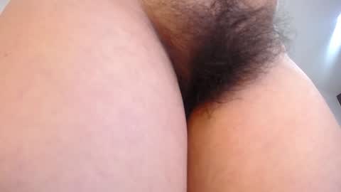 Snapshot of moxa_hot chatting on 01.11.25 moxa hot online show from 01.11.25