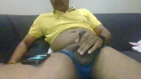 Snapshot of mpterm chatting on 11.10.25 Rahul Nair online show from 11.10.25