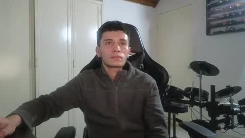 Snapshot of mr_andresr chatting on 09.25.25 Andy online show from 09.25.25