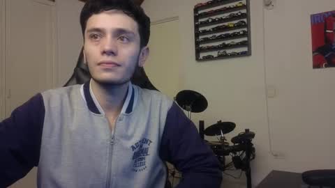 Snapshot of mr_andresr chatting on 11.06.25 Andy online show from 11.06.25