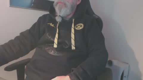 Snapshot of mr_boombastic2021 chatting on 01.11.25 mr_boombastic2021 online show from 01.11.25