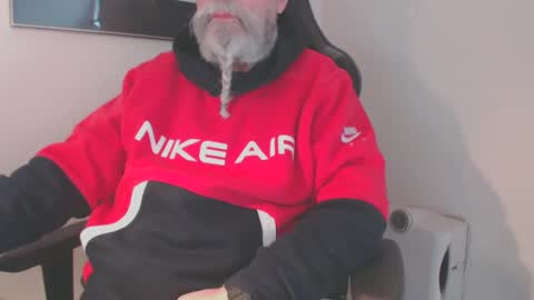 Snapshot of mr_boombastic2021 chatting on 02.15.25 mr_boombastic2021 online show from 02.15.25