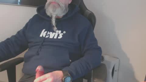 Snapshot of mr_boombastic2021 chatting on 03.08.25 mr_boombastic2021 online show from 03.08.25