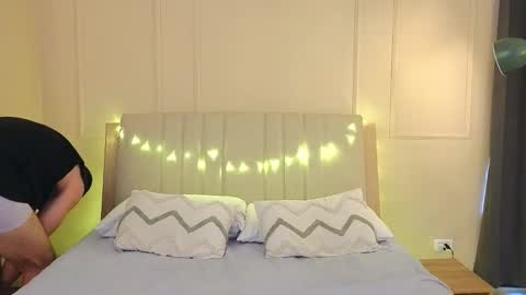 Snapshot of mr_danni_ chatting on 11.27.25 Danny Aleja online show from 11.27.25