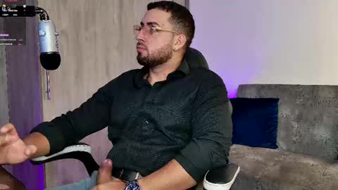 Snapshot of mr_david_cox chatting on 03.06.25 David online show from 03.06.25