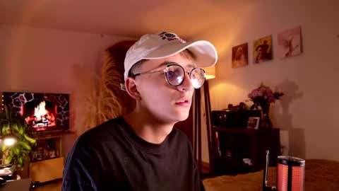 Mr Evans online show from 10.04.25