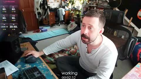 Snapshot of mr_foxxy chatting on 02.12.25 ninko online show from 02.12.25