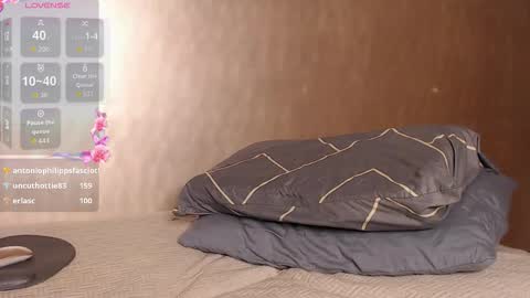 Snapshot of mr_longboy chatting on 12.03.25 mr_longboy online show from 12.03.25