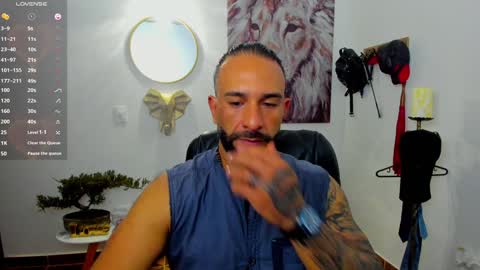 Snapshot of mr_maik22 chatting on 01.10.25 mr_maik22 online show from 01.10.25