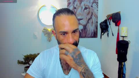 Snapshot of mr_maik22 chatting on 01.25.25 mr_maik22 online show from 01.25.25