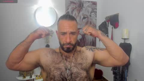 Snapshot of mr_maik22 chatting on 02.11.25 mr_maik22 online show from 02.11.25