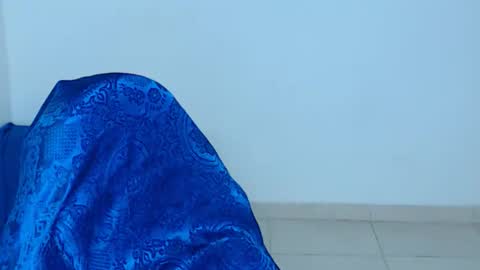 Max online show from 04.14.26