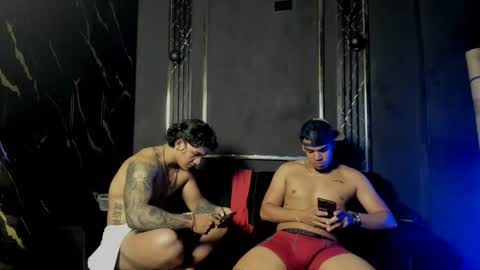 Snapshot of mr_maximo chatting on 11.16.25 mr_maximo online show from 11.16.25