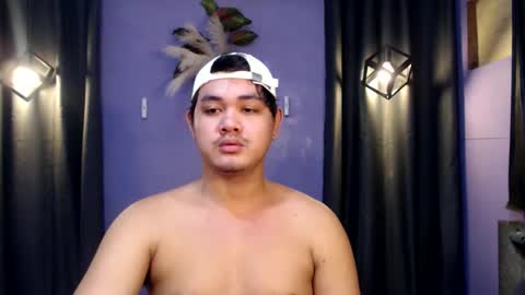 Snapshot of mr_olivercummerx chatting on 11.23.25 mr_olivercummerx online show from 11.23.25