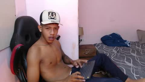 mr_stiven_ online show from 01.06.25