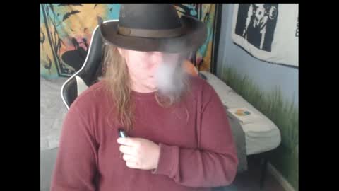 Snapshot of mr_strawberry chatting on 09.27.25 mr_strawberry online show from 09.27.25