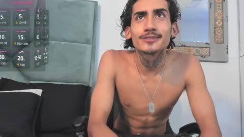 Snapshot of mr_strike chatting on 10.24.25 MR online show from 10.24.25