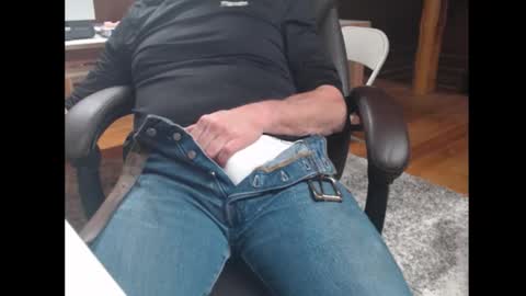 Snapshot of mr_x7333 chatting on 10.19.25 mr_x7333 online show from 10.19.25