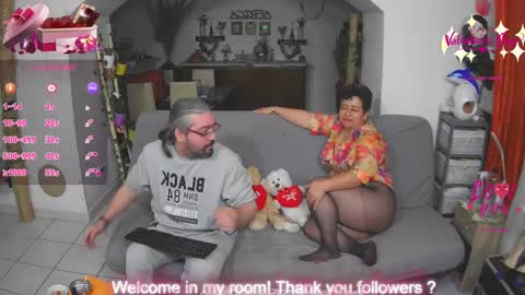 MrAndMrsSwetness84 online show from 02.25.25