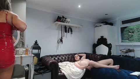 Snapshot of mrandmrsvanilla chatting on 12.07.24 mr and mrs vanilla online show from 12.07.24