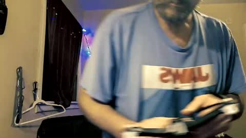 Snapshot of mrbiggintx chatting on 04.13.26 mrbiggintx online show from 04.13.26