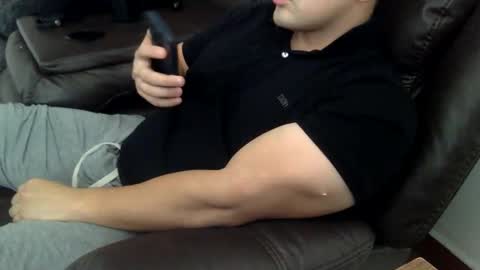 Snapshot of mrbree chatting on 10.28.25 Mr Bree online show from 10.28.25