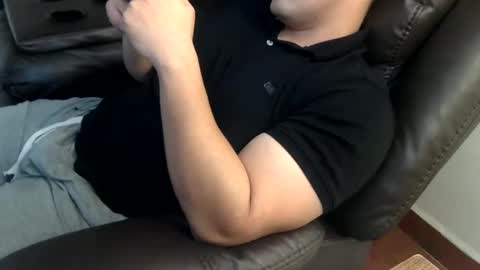 Snapshot of mrbree chatting on 11.12.25 Mr Bree online show from 11.12.25