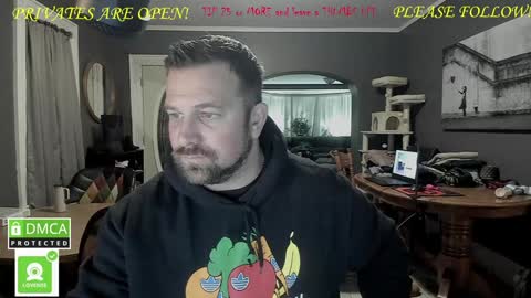 Snapshot of mrbrewscamfam chatting on 01.08.25 MrBrew online show from 01.08.25