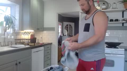 Snapshot of mrbrewscamfam chatting on 02.24.25 MrBrew online show from 02.24.25