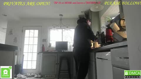 Snapshot of mrbrewscamfam chatting on 03.03.25 MrBrew online show from 03.03.25