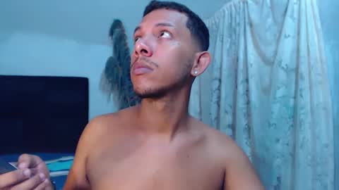 Christtofer online show from 04.21.26