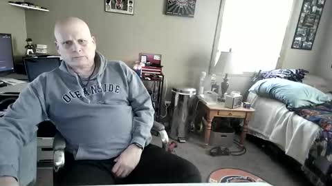 Snapshot of mrclean_55 chatting on 11.10.25 MrClean55 online show from 11.10.25