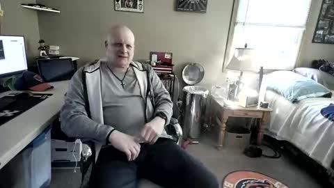 Snapshot of mrclean_55 chatting on 11.14.25 MrClean55 online show from 11.14.25