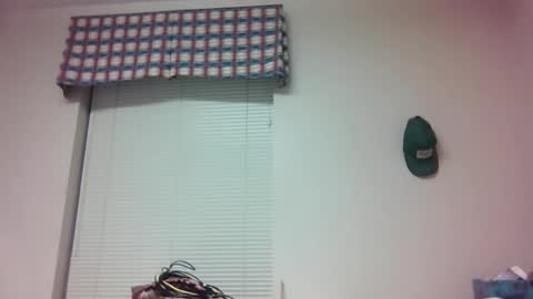 Snapshot of mrd4nk chatting on 10.14.25 mrd4nk online show from 10.14.25