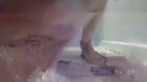 mrdee684945 online show from 12.21.25