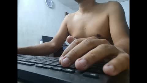 Snapshot of mrdongato01 chatting on 01.07.25 Gato online show from 01.07.25