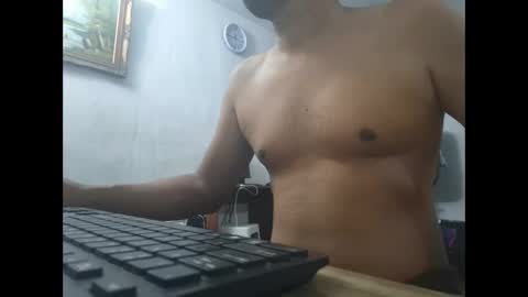 Snapshot of mrdongato01 chatting on 01.08.25 Gato online show from 01.08.25
