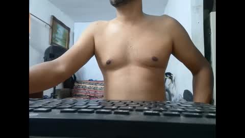 Snapshot of mrdongato01 chatting on 01.15.25 Gato online show from 01.15.25