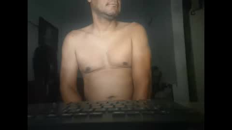 Snapshot of mrdongato01 chatting on 02.17.25 Gato online show from 02.17.25