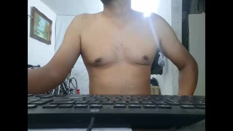 Snapshot of mrdongato01 chatting on 09.15.25 Gato online show from 09.15.25