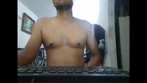 Snapshot of mrdongato01 chatting on 09.29.25 Gato online show from 09.29.25