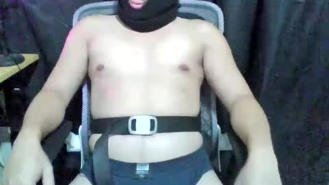 Snapshot of mrflirtph chatting on 06.26.26 MrFlirtPH online show from 06.26.26