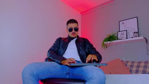 Mr Fox online show from 01.14.26