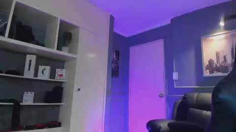 MrFrank. online show from 10.27.25