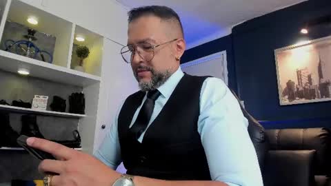 MrFrank. online show from 06.12.26