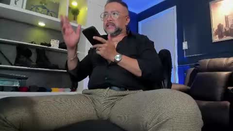 MrFrank. online show from 07.10.26