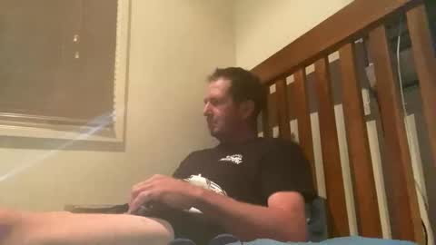 Snapshot of mrgray11xxx chatting on 02.11.25 mrgray11xxx aussie online show from 02.11.25