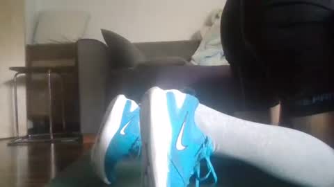 Snapshot of mrhandsomelovee chatting on 10.23.25 Nikola online show from 10.23.25