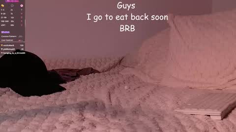 Snapshot of mrj9921 chatting on 10.27.25 Juan online show from 10.27.25