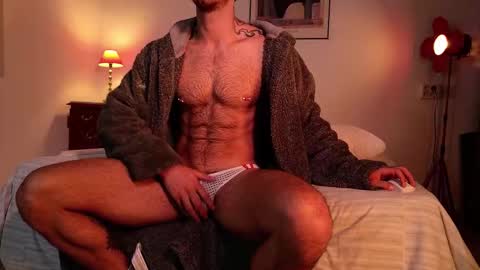 Snapshot of mrj9921 chatting on 11.06.25 Juan online show from 11.06.25